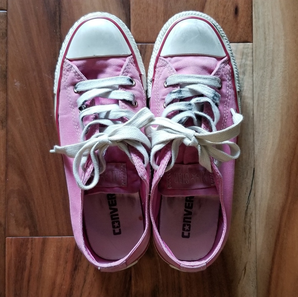 Vintage Converse Chuck Taylor All-Star Sneakers